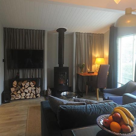 The Cabin Cheltenham Ngoại thất bức ảnh