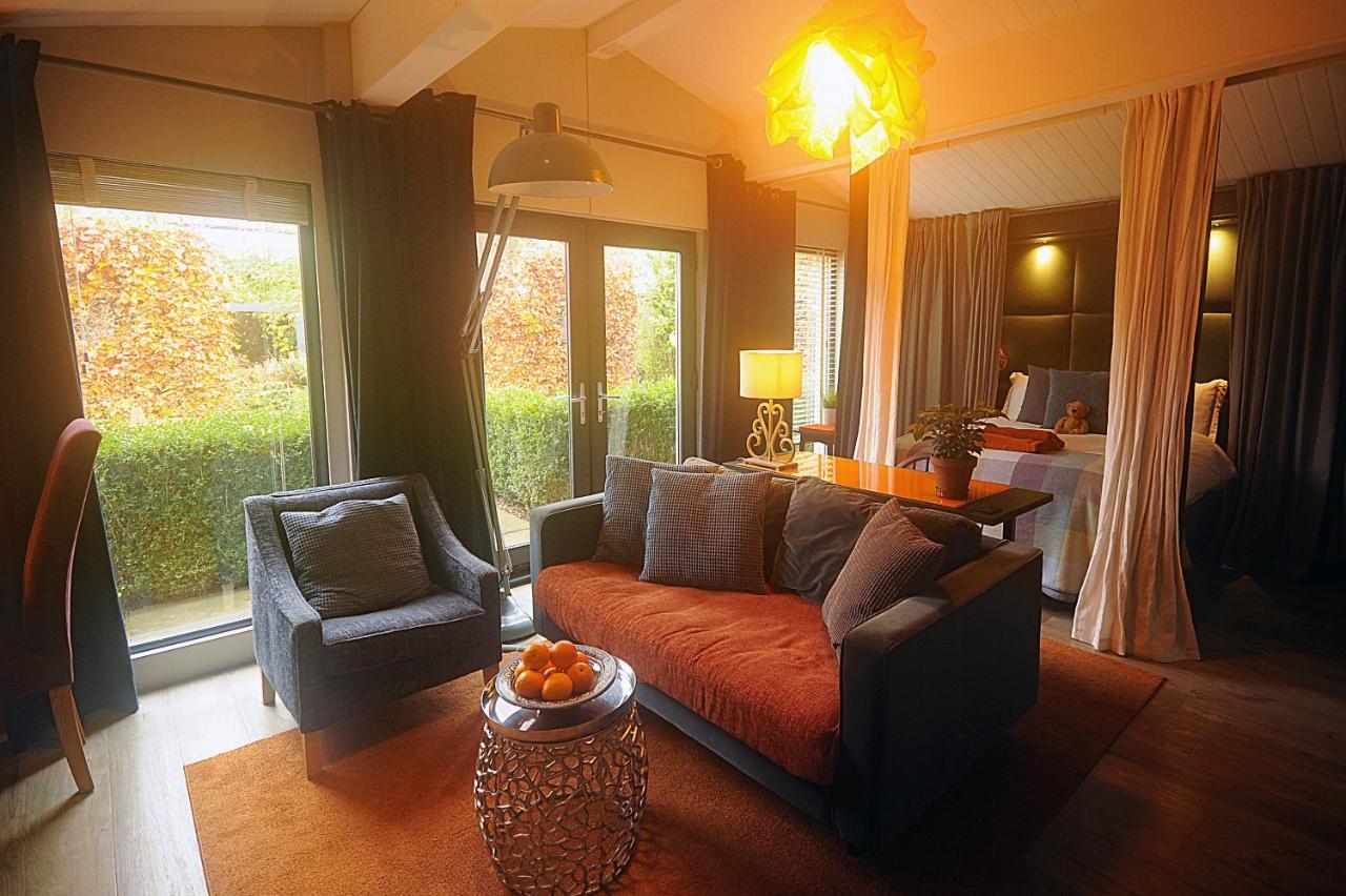 The Cabin Cheltenham Ngoại thất bức ảnh